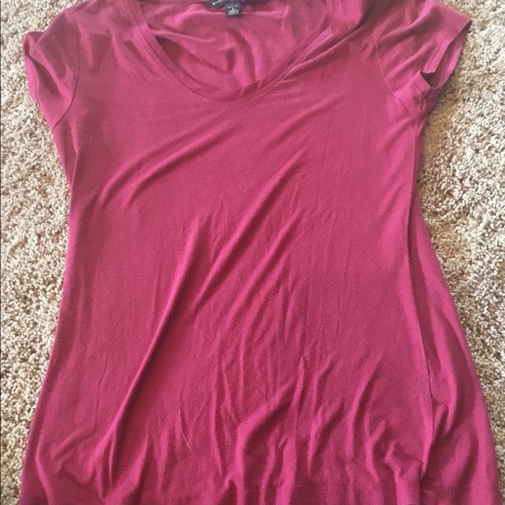 Pink T-shirt V-neck